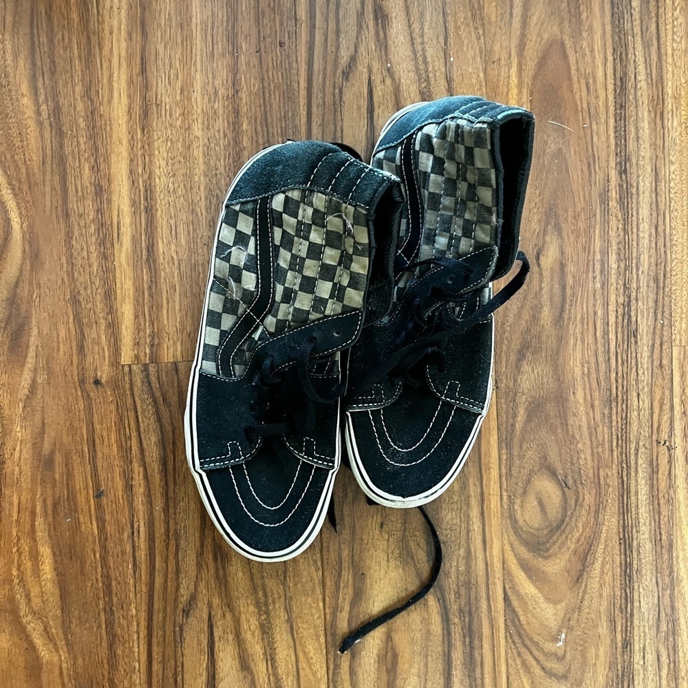 Classic black and gray Checkered High-Top vans Sneakers